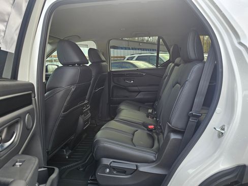 New 2025 Honda Pilot EX-L image 19