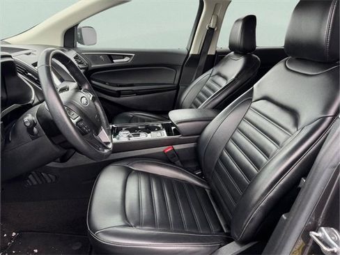 Used 2020 Ford Edge SEL image 14