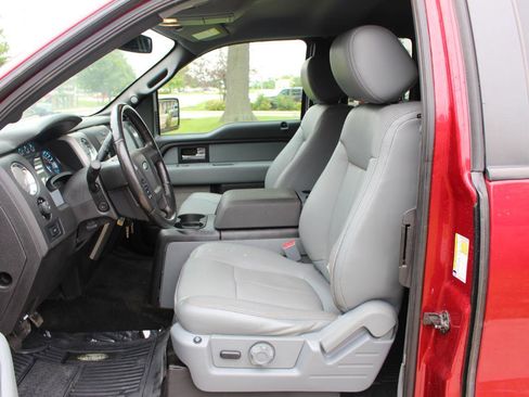 Used 2014 Ford F150 XLT w/ Equipment Group 302A Luxury AWD/4WD image 14