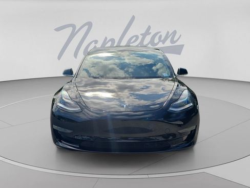 Used 2019 Tesla Model 3 Long Range AWD/4WD image 2
