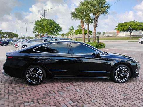 Used 2024 Hyundai Sonata SEL w/ Convenience Package FWD image 6