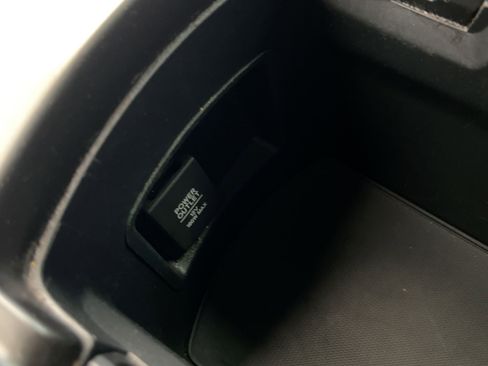 Used 2019 Honda Accord Sport image 31