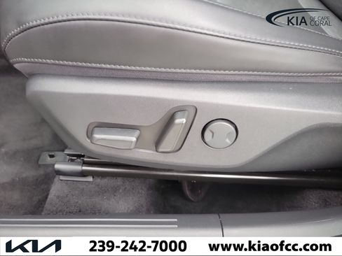 Certified 2023 Kia Niro SX Touring FWD image 21