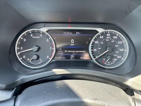 Used 2025 Nissan Sentra SV FWD image 9