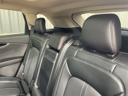 Used 2023 Lincoln Nautilus Reserve w/ Equipment Group 202A image 20