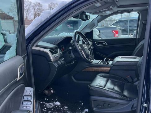Used 2020 GMC Yukon XL Denali w/ Denali Ultimate Package image 7