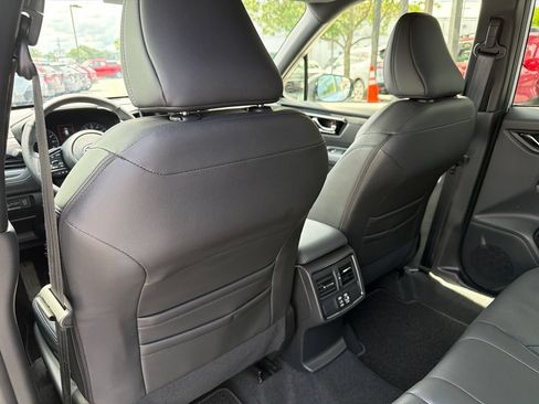 Certified 2025 Subaru Forester Limited AWD/4WD image 23