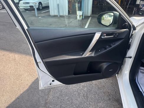 Used 2012 MAZDA MAZDA3 s Grand Touring FWD image 10