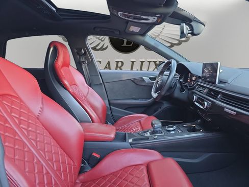 Used 2019 Audi S4 Premium Plus w/ Premium Plus Package image 15