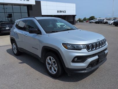 Used 2025 Jeep Compass Latitude