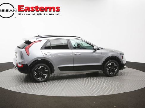 Used 2024 Kia Niro Wind w/ Wind Preserve Package FWD image 39
