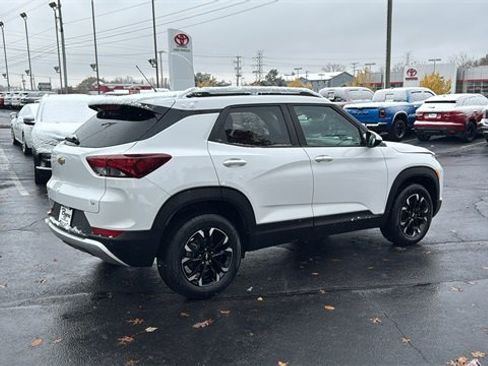 Used 2022 Chevrolet TrailBlazer LT w/ Convenience Package image 29