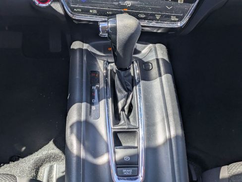 Used 2021 Honda HR-V EX image 25