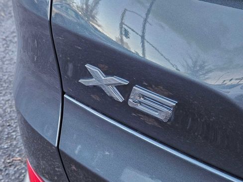 Used 2022 BMW X5 xDrive45e w/ Climate Comfort Package image 16