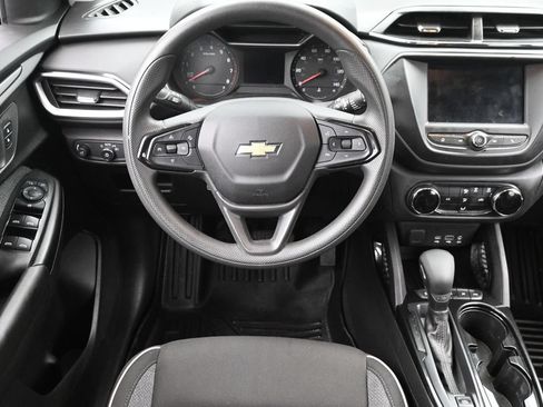 Used 2022 Chevrolet TrailBlazer LS AWD/4WD image 14