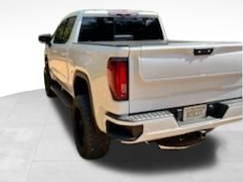 Used 2022 GMC Sierra 1500 AT4X AWD/4WD image 2