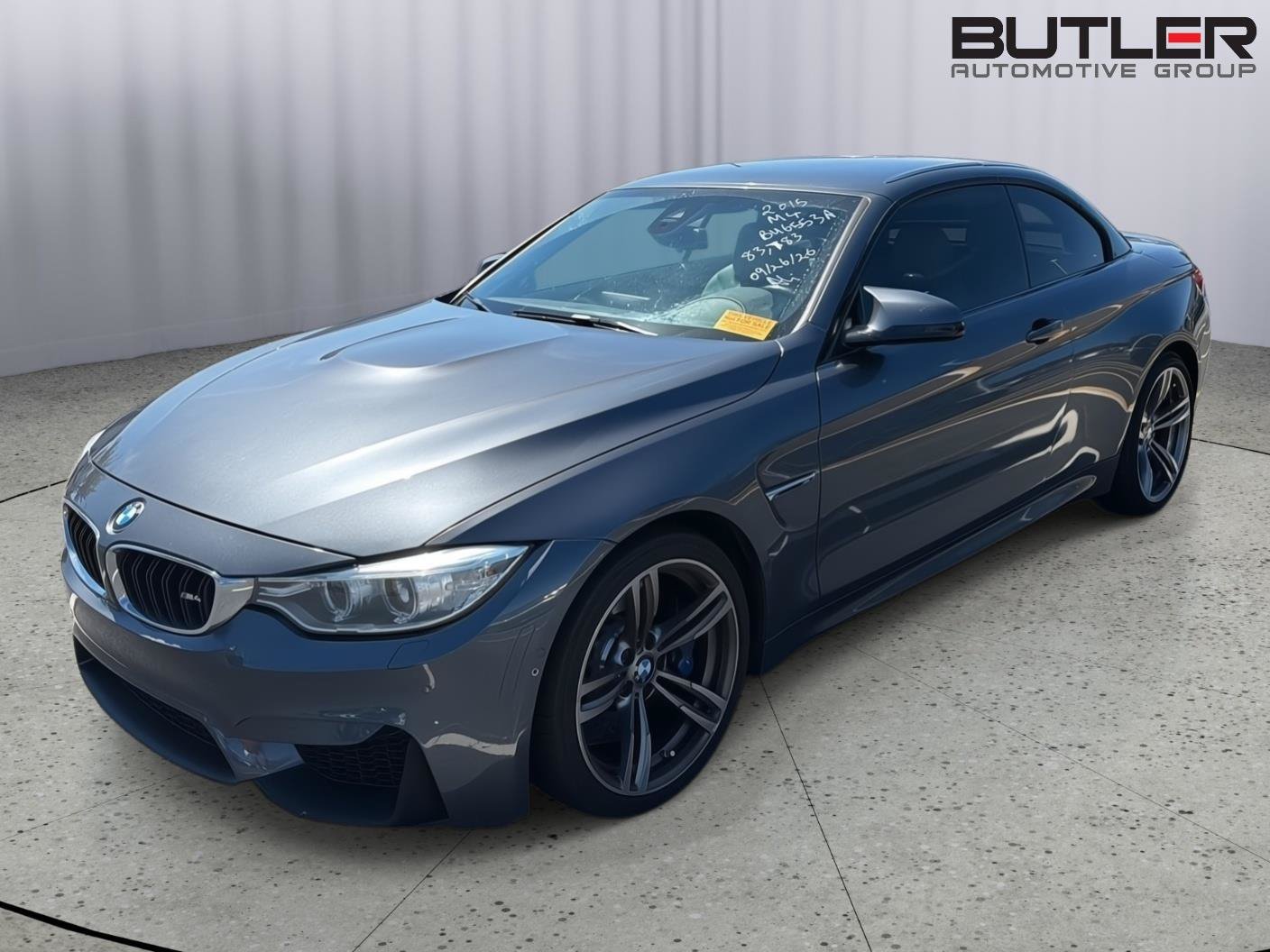 Used 2015 BMW M4 Convertible RWD image 2