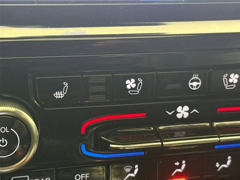 Used 2022 Jeep Grand Cherokee L Overland w/ MOPAR Finishing Package image 8