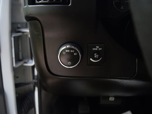 Used 2014 Chevrolet Express 3500 RWD image 6