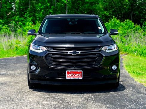 Used 2021 Chevrolet Traverse Premier w/ Redline Edition FWD image 4