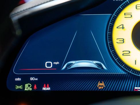 Certified 2025 Ferrari Purosangue AWD/4WD image 32