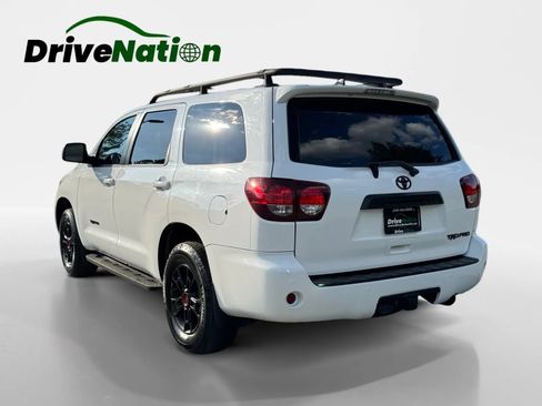 Used 2021 Toyota Sequoia TRD Pro AWD/4WD image 7