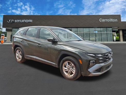 Used 2026 Hyundai Tucson SE FWD image 3