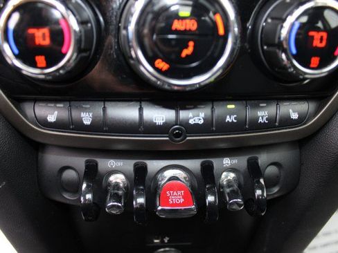 Used 2020 MINI Cooper Countryman w/ Storage Package FWD image 17