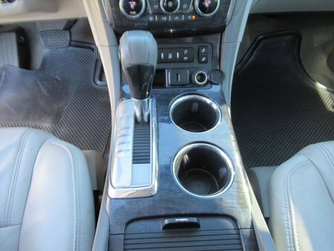 Used 2017 Buick Enclave Leather image 21