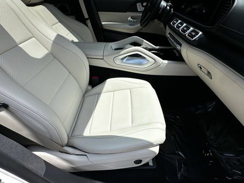 Certified 2025 Mercedes-Benz GLE 450e 4MATIC image 15