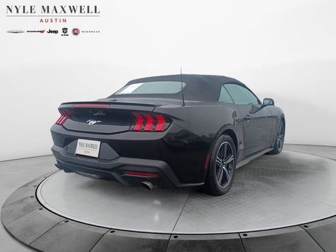 Used 2024 Ford Mustang Premium image 16