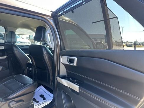 Used 2021 Ford Explorer Limited w/ Equipment Group 301A image 15