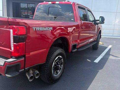 Used 2023 Ford F250 Lariat w/ Lariat Ultimate Package AWD/4WD image 5