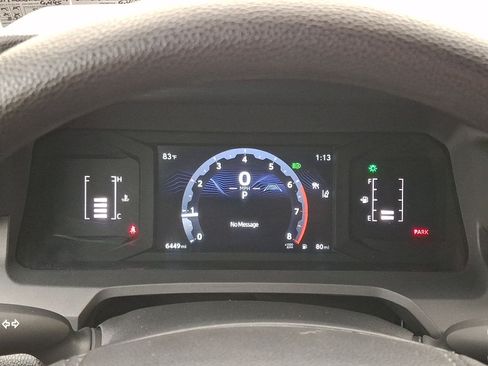 Certified 2025 Toyota Tacoma SR5 AWD/4WD image 17
