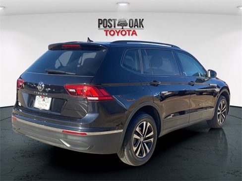 Used 2024 Volkswagen Tiguan S image 7