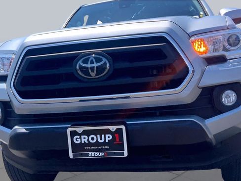 Used 2023 Toyota Tacoma SR5 RWD image 30