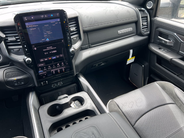 New 2026 RAM 2500 Laramie AWD/4WD image 37
