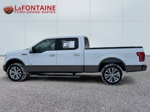 Used 2017 Ford F150 Lariat w/ Equipment Group 502A Luxury image 4