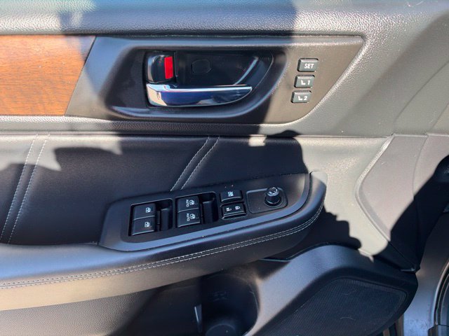 Used 2018 Subaru Outback 2.5i Limited AWD/4WD image 20