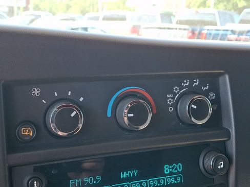 Used 2024 GMC Savana 3500 Extended RWD image 15