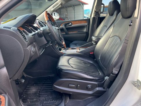 Used 2011 Buick Enclave CXL image 13