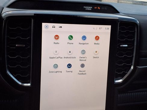 Used 2024 Ford Ranger Lariat w/ Trailer Tow Package image 20