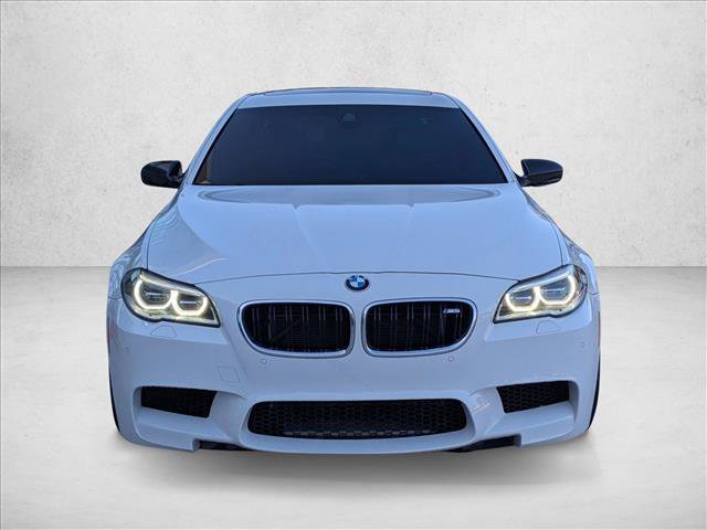 Used 2016 BMW M5 RWD image 2