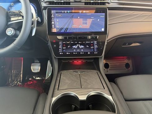 New 2025 Maserati Grecale Modena image 13