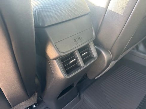 New 2026 Chevrolet Equinox LT w/ Convenience Package II image 28