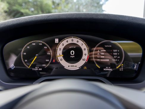 Used 2026 Porsche 911 GT3 image 39