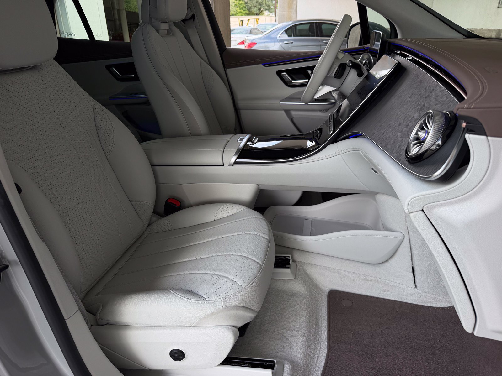 Used 2023 Mercedes-Benz EQE 350+ 4MATIC SUV image 20