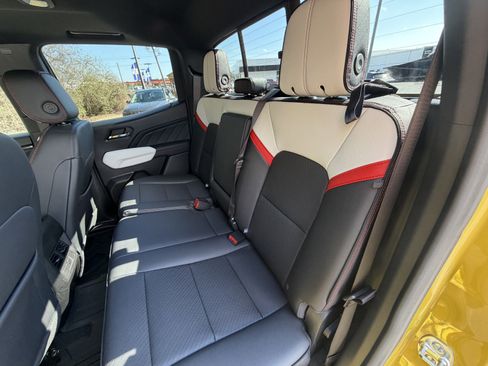 Used 2024 GMC Canyon AT4X image 16