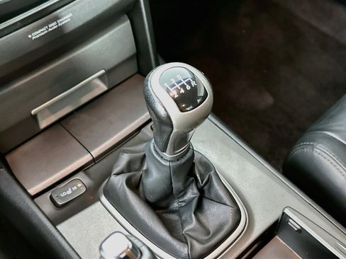 Used 2011 Honda Accord EX-L image 23