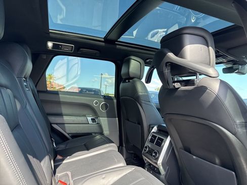 Used 2018 Land Rover Range Rover Sport Supercharged AWD/4WD image 7